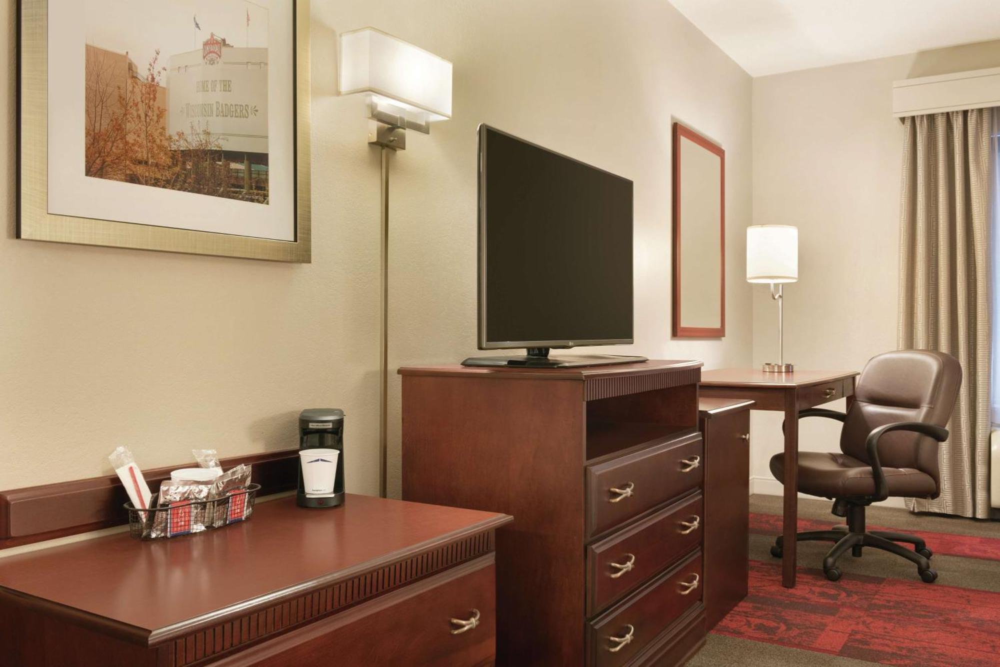 Hampton Inn & Suites Madison - West Dış mekan fotoğraf