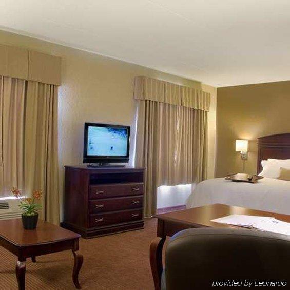 Hampton Inn & Suites Madison - West Oda fotoğraf