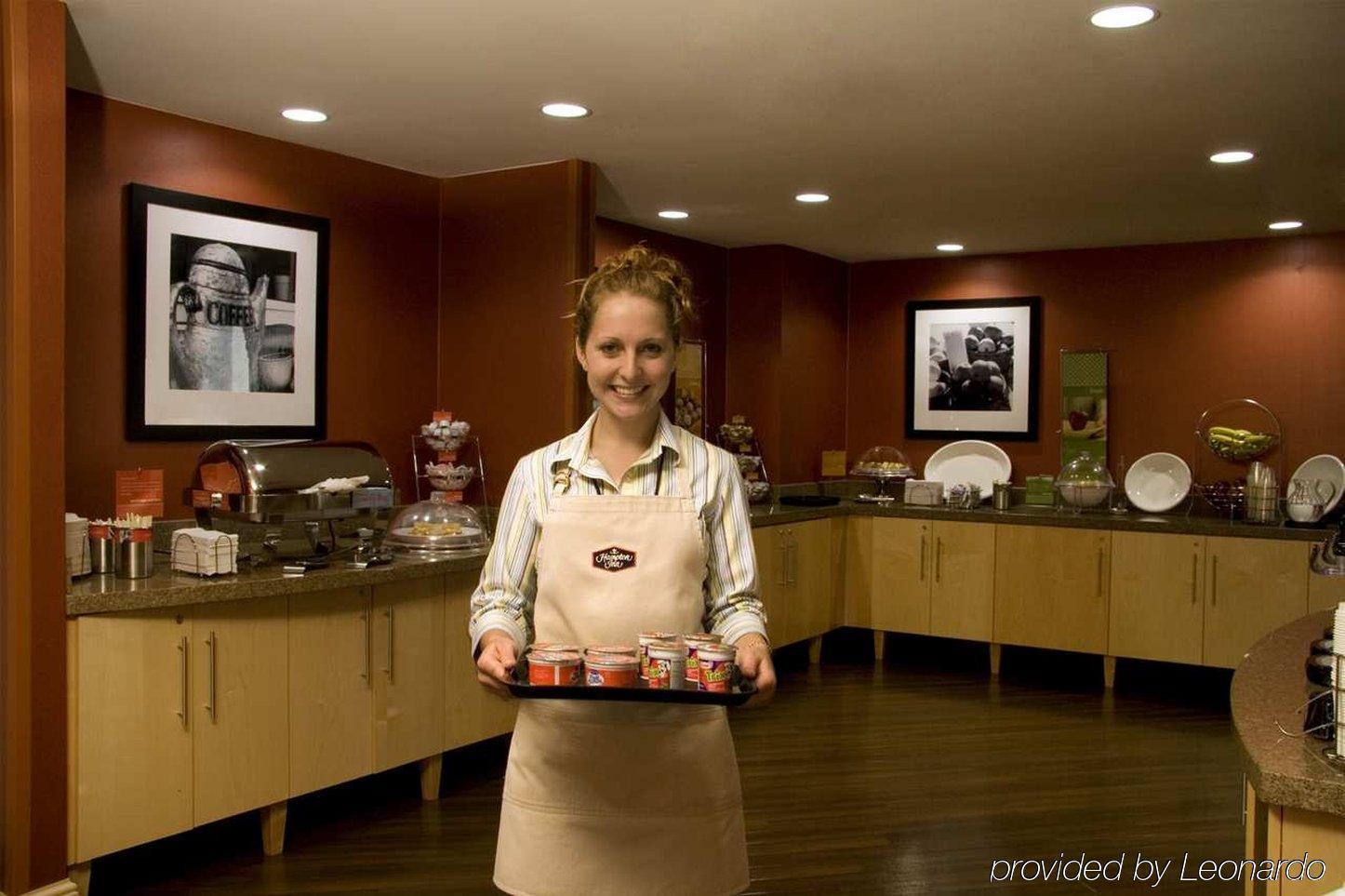 Hampton Inn & Suites Madison - West Restoran fotoğraf